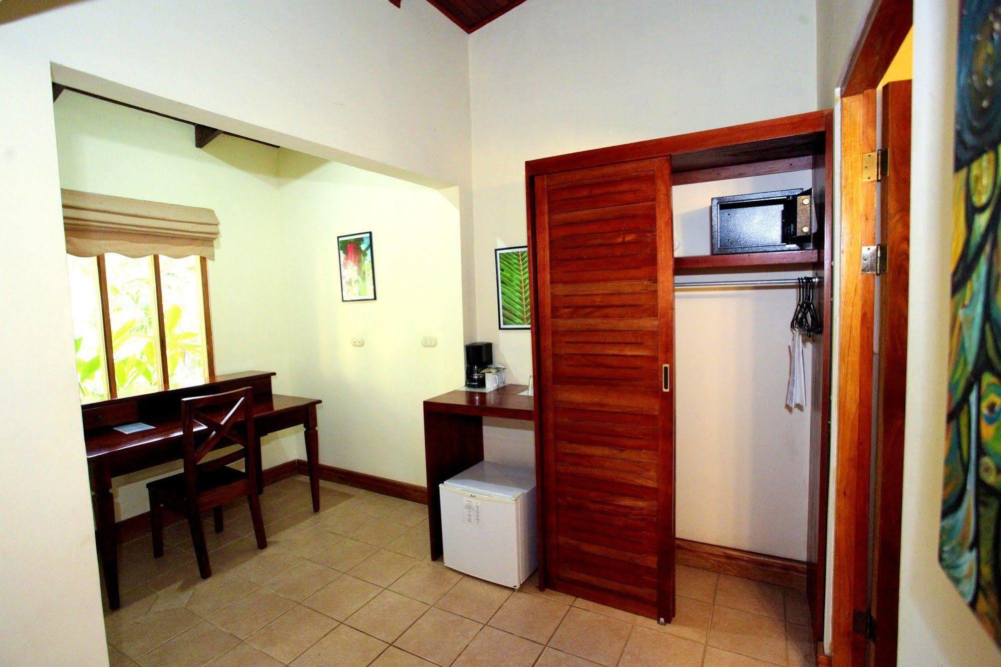 Jaco Hotel Docelunas Εξωτερικό φωτογραφία