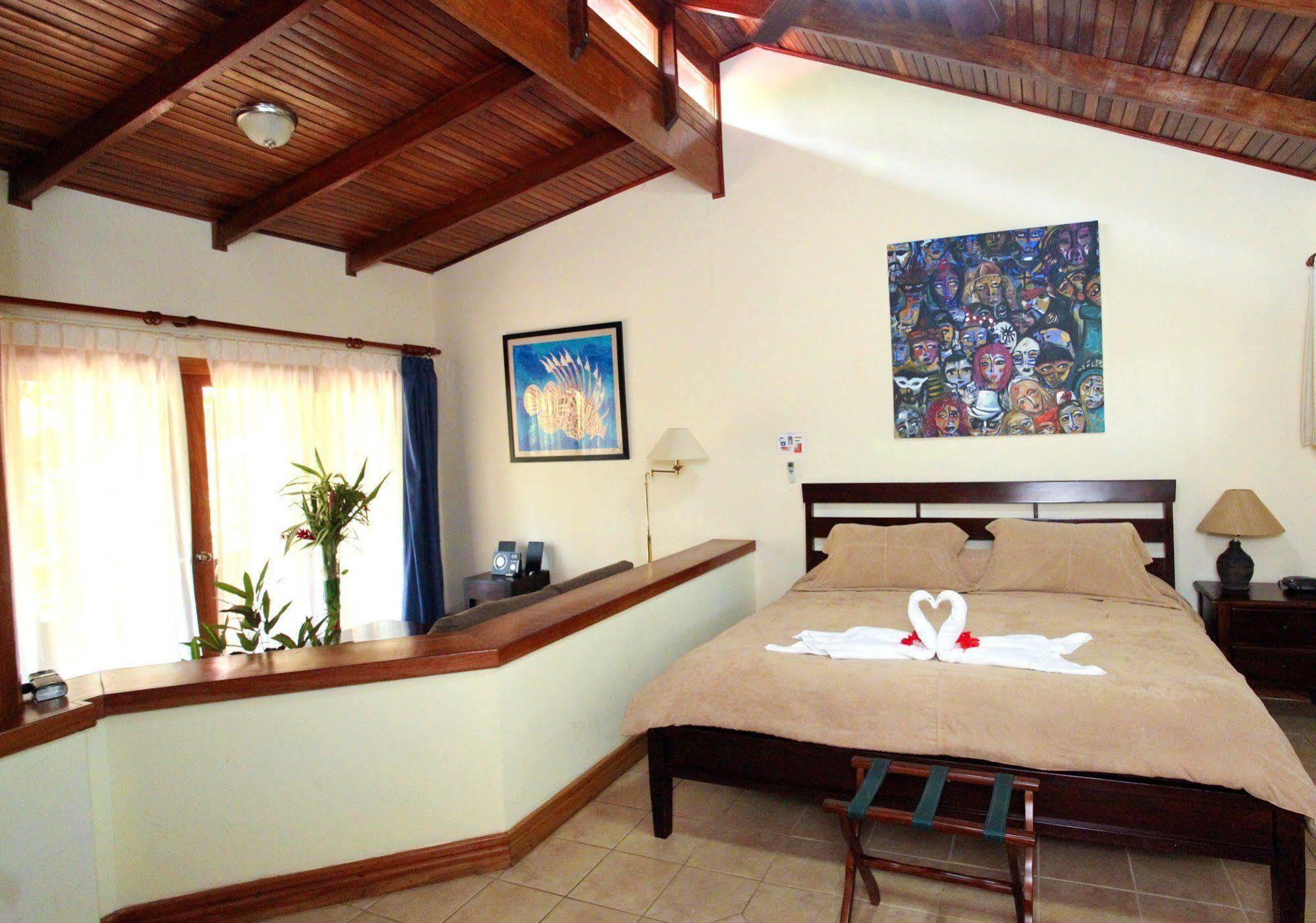 Jaco Hotel Docelunas Εξωτερικό φωτογραφία